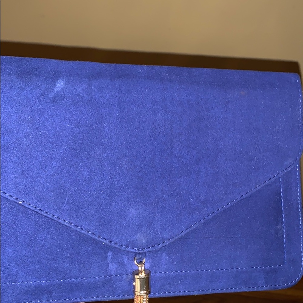 Blue clutch